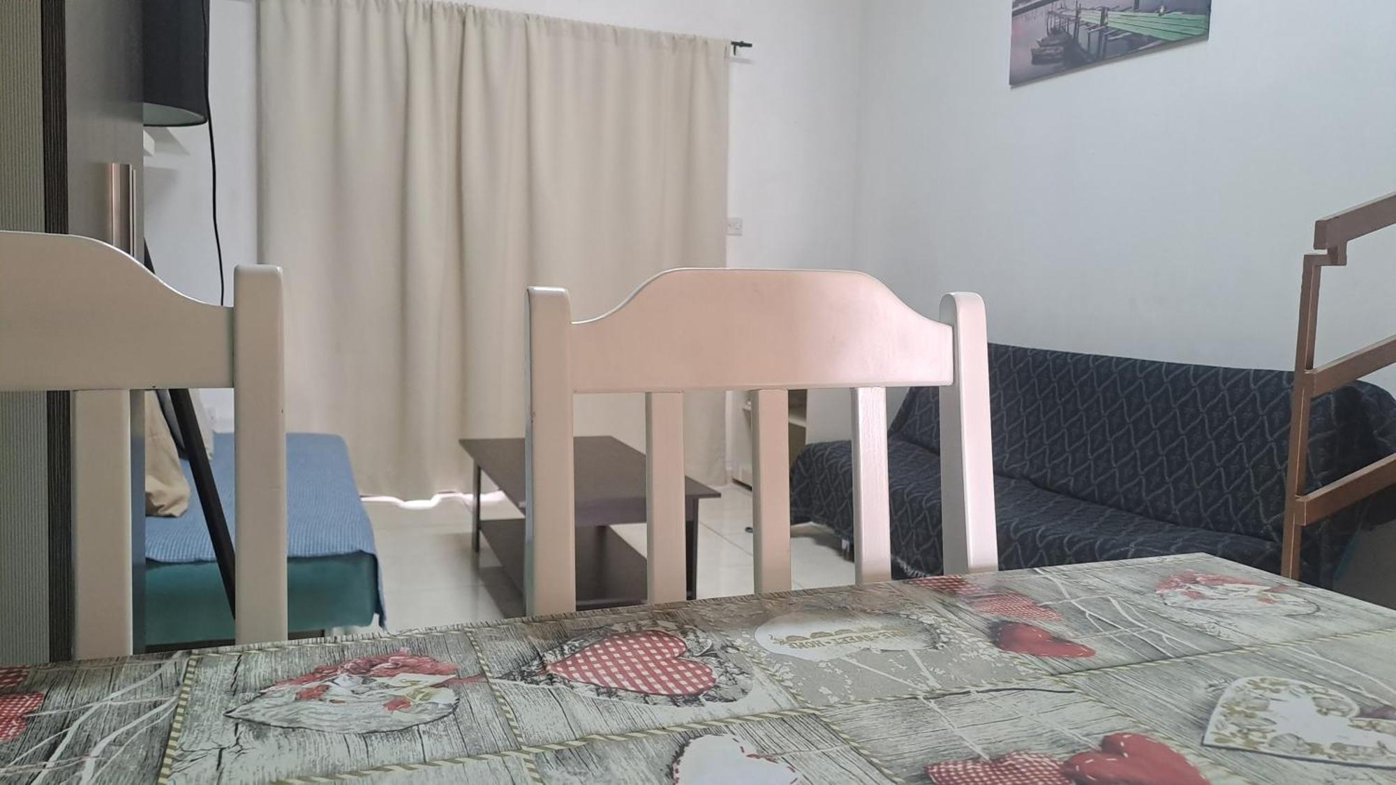 Pirgos Beach House 라르나카 외부 사진